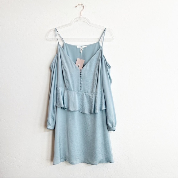 NEW Avec Les Filles Women's Cold Shoulder Mini Dress Satin Ruffle Blue Med - Picture 2 of 9